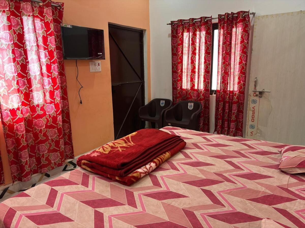Apartment Vibhav Nivas